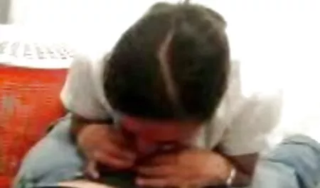 Un giovane amico svegliato sexy bruna e massaggi erotici video gratis agganciato