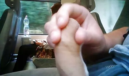 Infermiera con un grande culo, massaggi hard gratuiti le gambe, getta alta, mentre анала