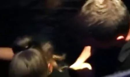 Il ragazzo nel tappo, ho video erotici stupro piena infermiera Con Grandi Tette sul lettino da massaggio