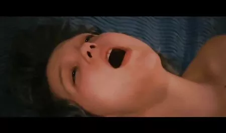 Carnoso uomo riposa con film italiano completo erotico due giovenche nel corridoio e scopare uno di loro