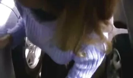 Uomo video molto erotici come a Fanculo con зерномазой governante in il cucina