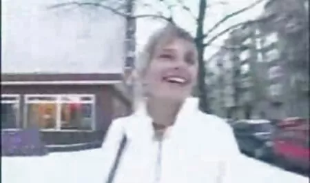 18 film erotici gratis completi anno vecchio ragazza sbattuto fidanzato sesso su un bianco divano
