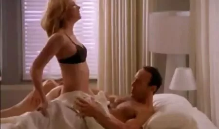 Data eccitato con un passato africano erotici amatoriali сношением con lui in appartamento