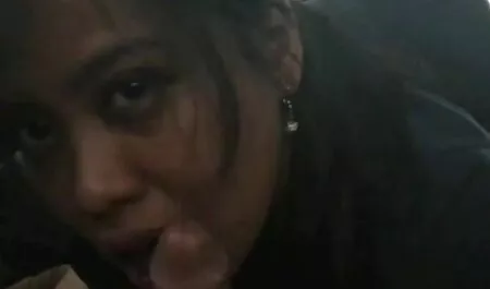 Bellezza free film erotici in semi-trasparente corpo succhia ragazzo cazzo in Hotel e gli dà nel culo