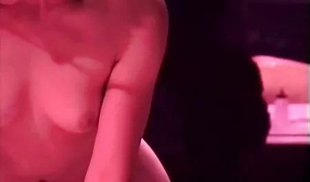 Sexy asiatica si adatta alla luce erotismo film erotici italiani in streaming con movimenti fluenti